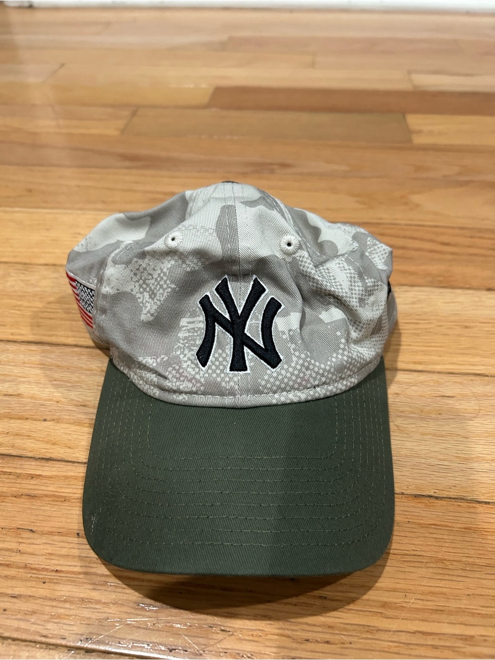 New Era New York Yankees Desert Camo Cap with Olive Brim